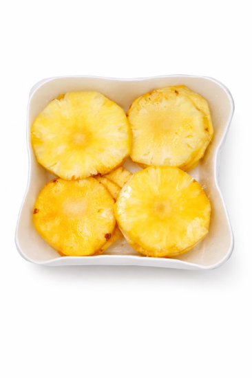 Imagen de Piña pelada y cortada en rodajas